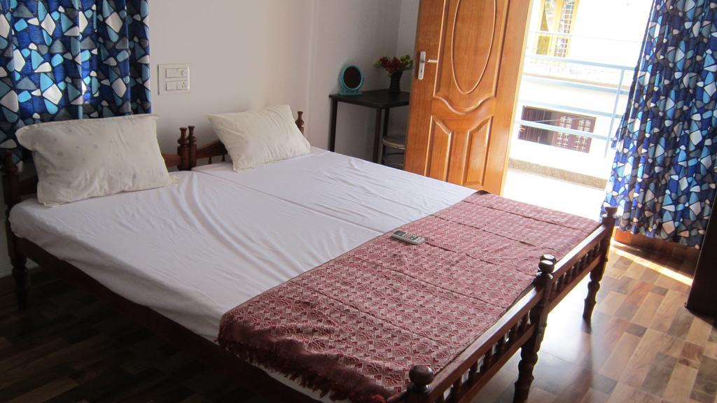Heather Home Stay Kochi Екстер'єр фото