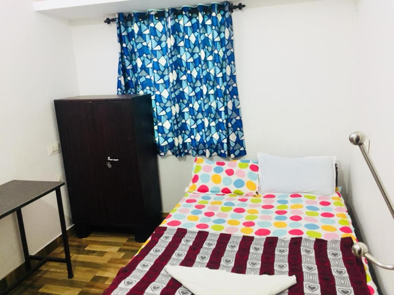Heather Home Stay Kochi Екстер'єр фото