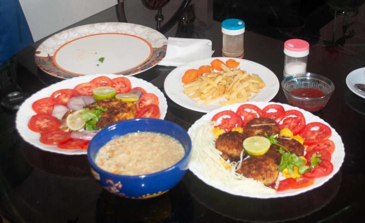 Heather Home Stay Kochi Екстер'єр фото